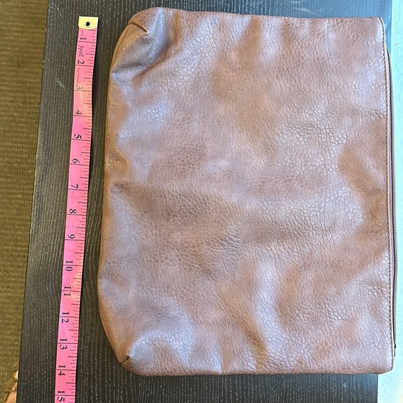 Free People vegan leather pouch - Picture 4 of 5